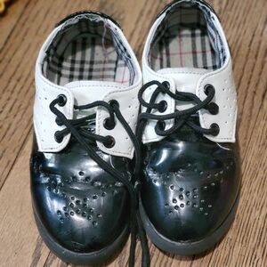 Boys dress shoes